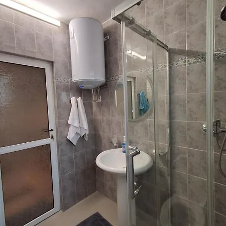 Ar Appartement Tirana